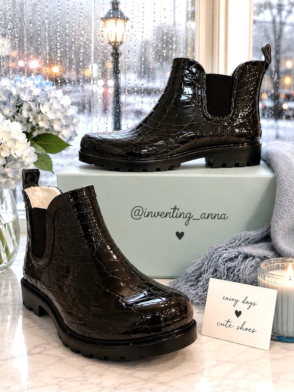 FOREVER YOUNG Black patent embossed all-weather utility rain booties w/pull tabs